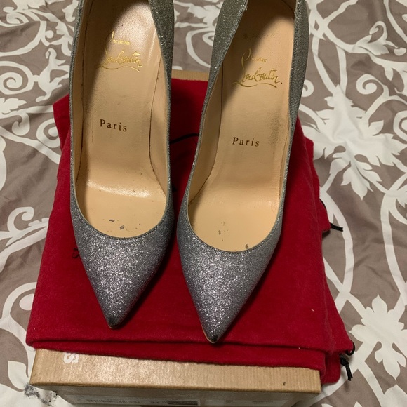 Pigalle Follies 100 glitter Silver louboutins size 37. - Picture 3 of 6